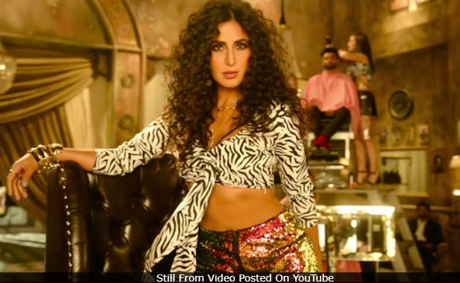 <i>Zero</i>'s <i>Husn Parcham</i>: Can't Take Our Eyes Off Katrina Kaif. Yes, Shah Rukh Khan, Song Is 'Most Sizzling'