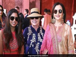 Isha Ambani-Anand Piramal Wedding: Take A Look At Desserts Served To Guests In Udaipur! (Pics) Isha Ambani-Anand Piramal Wedding: Take A Look At Desserts Served To Guests In Udaipur! (Pics)