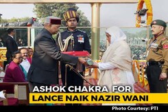 Wife Of Soldier Killed On Duty Receives Ashok Chakra In Poignant Moment Wife Of Soldier Killed On Duty Receives Ashok Chakra In Poignant Moment