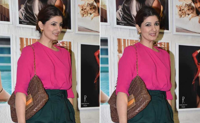 6 Pieces To Colour Block Stylishly The Twinkle Khanna Way