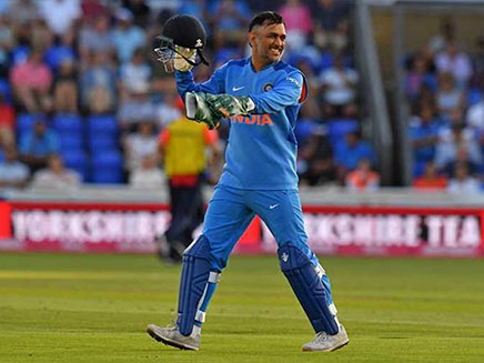 WWEs Paul Heymans Tweet Citing "Amazing" MS Dhoni Leaves Fans In Splits