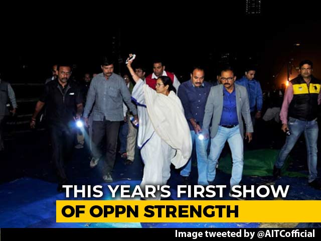 Red Carpet Welcome For Leaders Arriving For Mamata Banerjee's Mega Rally