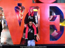 सेल्फी लेते हुए 800 फीट ऊंचे पहाड़ से गिरा था भारतीय कपल, पोस्टमार्टम रिपोर्ट में सामने आई मौत की वजह सेल्फी लेते हुए 800 फीट ऊंचे पहाड़ से गिरा था भारतीय कपल, पोस्टमार्टम रिपोर्ट में सामने आई मौत की वजह