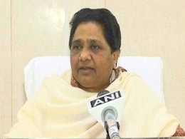 आर्थिक आधार पर आरक्षण को लेकर मायावती ने केंद्र की मंशा पर उठाए सवाल, कही यह बात... आर्थिक आधार पर आरक्षण को लेकर मायावती ने केंद्र की मंशा पर उठाए सवाल, कही यह बात...