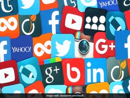 Beware! Here's How Social Media May Have A Negative Impact On Your Health Beware! Here's How Social Media May Have A Negative Impact On Your Health