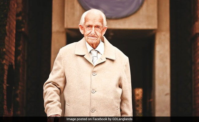 British Teacher Who Arrived In Pakistan With The Raj Dies At 101
