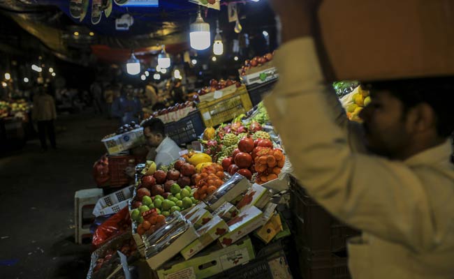 महंगाई मार्च में नई ऊंचाई पर पहुंची, खाद्य पदार्थों और तेल में उछाल से पड़ी मार