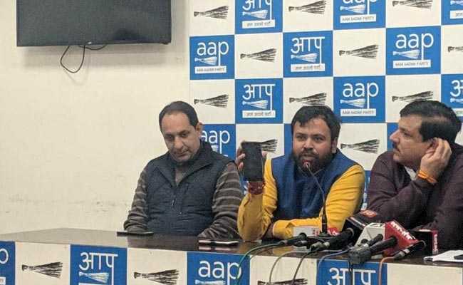 दिल्ली में कांग्रेस को वोट देकर अपना मत खराब न करें : आम आदमी पार्टी