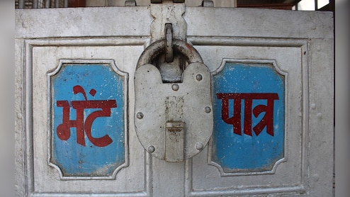 नैनवां में चोरों के हौसले बुलंद, एक ही रात में पांच मंदिरों को बनाया निशाना, गांव में फैली दहशत