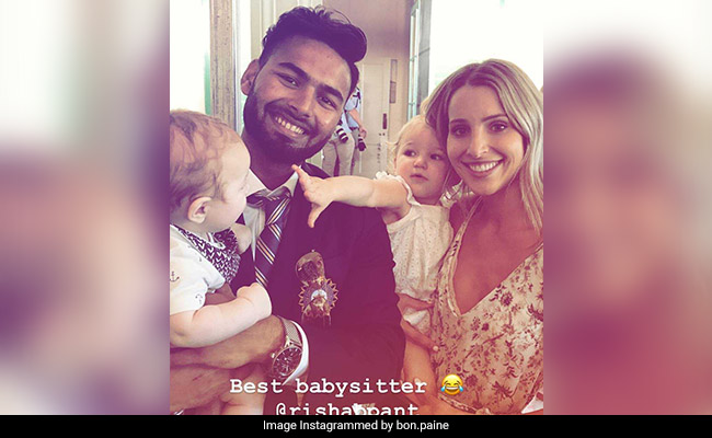 ऋषभ पंत ने गोद में उठाया ऑस्ट्रेलियाई कप्तान के बच्चों को, पत्नी ने कहा- Babysitter