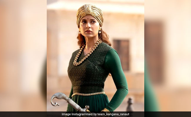 'Kangana Ranaut's Game Is Brutal,' Tweets <i>Simran</i> Writer After <i>Manikarnika</i> Row