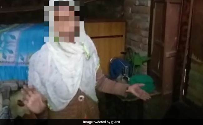 बुलंदशहर हिंसा: आरोपी प्रशांत नट की पत्नी बोली- तलाशी के बहाने घर में घुसी पुलिस, खुद रखा इंस्पेक्टर का फोन, एतराज किया तो कहा- चुप रहो