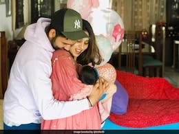 ऋषभ पंत को रोहित शर्मा ने BabySitting का दिया ऑफर, पलटकर मिला ये जवाब ऋषभ पंत को रोहित शर्मा ने BabySitting का दिया ऑफर, पलटकर मिला ये जवाब