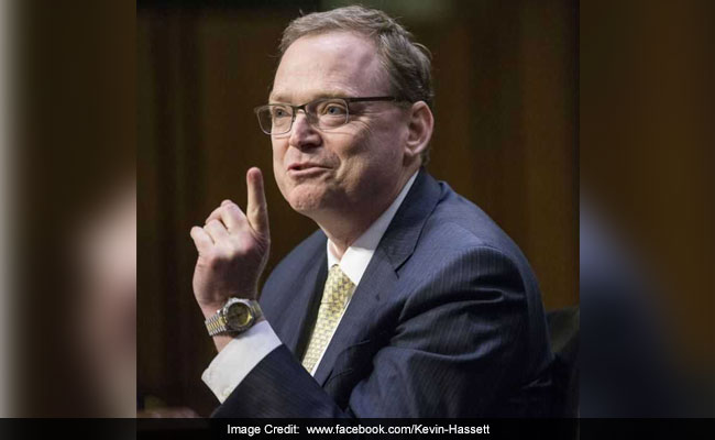 Trump's Economic Adviser Compares Government Shutdown To Vacation