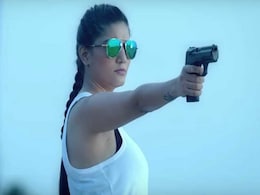 सपना चौधरी की 'दोस्ती के साइड इफेक्ट्स' का ट्रेलर रिलीज, गोलियां बरसाती दिखीं हरियाणा की छोरी- देखें Video सपना चौधरी की 'दोस्ती के साइड इफेक्ट्स' का ट्रेलर रिलीज, गोलियां बरसाती दिखीं हरियाणा की छोरी- देखें Video
