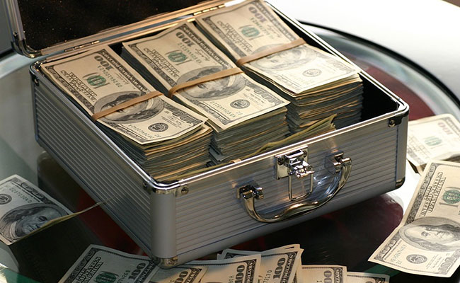 As Covid Ravaged World, Billionaires Got Richer By $3.9 Trillion: Oxfam