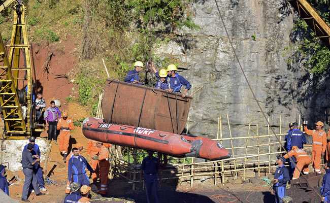 Navy Vehicle Maps Rat Hole Access At Meghalaya Mine