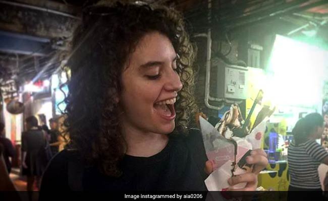 बहन से फोन पर बात कर रही थी लड़की, आई चीखने की आवाज और खुशियां बदल गईं मातम में