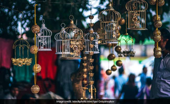 5 Statement Home Decor Pieces To Add A Touch Of Style To Your Room