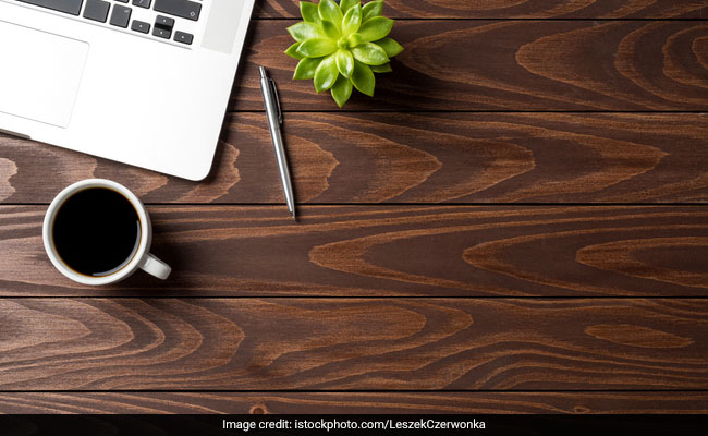 5 Plants You Can Get To Brighten Up Your Work Desk