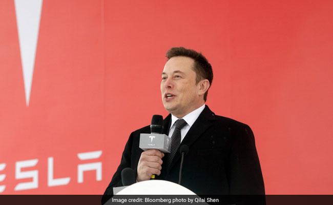 Elon Musk Moves Tesla Shares With Cryptic Tweeting About News To Come
