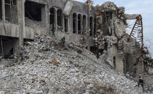 Iraq's Mosul Demolishes Iconic Building Used By ISIS To Kill "Gay" Men