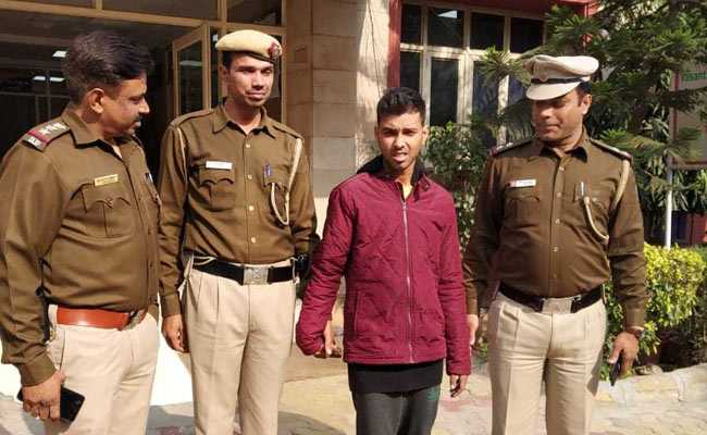 प्यार में नाकाम प्रेमी ने प्रेमिका पर हथौड़े से हमला कर दिया