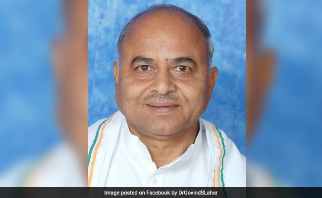 मध्य प्रदेश: मंत्री बोले- RSS दे रहा है हथियार, परमाणु बम और ग्रेनेड बनाने की ट्रेनिंग, शिवराज का पलटवार- ये कांग्रेस का मानसिक दिवालियापन