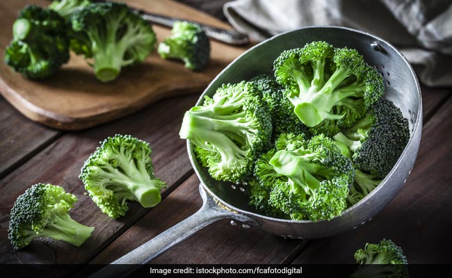 Broccoli is a non-dairy source of calcium than can help you keep bones healthy