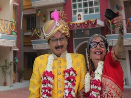 Taarak Mehta Ka Ooltah Chashmah: पोपटलाल की बन गई जोड़ी, सपना की मौसी बनी दुल्हन- देखें Video Taarak Mehta Ka Ooltah Chashmah: पोपटलाल की बन गई जोड़ी, सपना की मौसी बनी दुल्हन- देखें Video