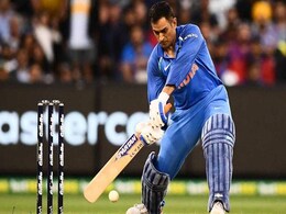 IND vs AUS 3rd ODI: 'कुछ ऐसे' धोनी ने मास्टरी ऑफ चेज में विराट कोहली को पीछे छोड़ दिया IND vs AUS 3rd ODI: 'कुछ ऐसे' धोनी ने मास्टरी ऑफ चेज में विराट कोहली को पीछे छोड़ दिया