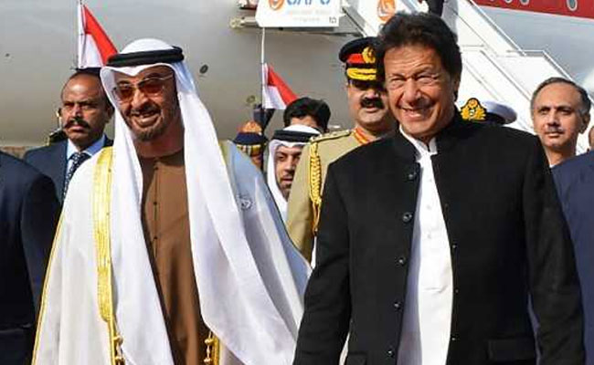 Amid Economy Woes, Pakistan Bank Receives $1 Billion From UAE
