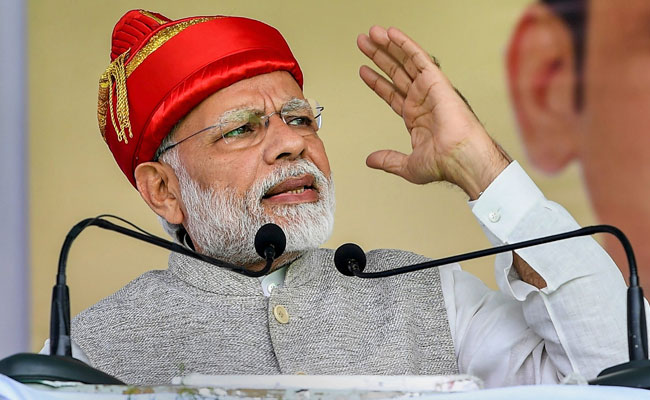 "PM Who Advised To Sell <i>Pakoda </i> Had To Finally Give Quota," Taunts Sena