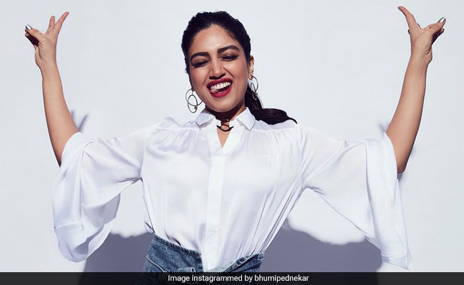 Bhumi Pednekar Shows Us How A Simple Outfit Can Be Super Chic. Get Her Look