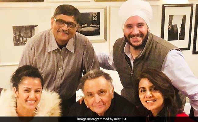 How Neetu And Rishi Kapoor Celebrated Their 39th Wedding Anniversary. See Pic