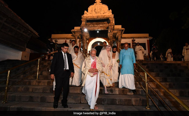 "Cut From List": Shashi Tharoor Says Not Allowed Into Temple With PM Modi