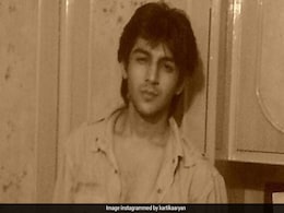 सारा अली खान के 'सोनू' ने पोस्ट की ब्लैक एंड व्हाइट फोटो, बॉलीवुड स्टार्स ने यूं उड़ाया मजाक...पढ़ें रिएक्शन सारा अली खान के 'सोनू' ने पोस्ट की ब्लैक एंड व्हाइट फोटो, बॉलीवुड स्टार्स ने यूं उड़ाया मजाक...पढ़ें रिएक्शन