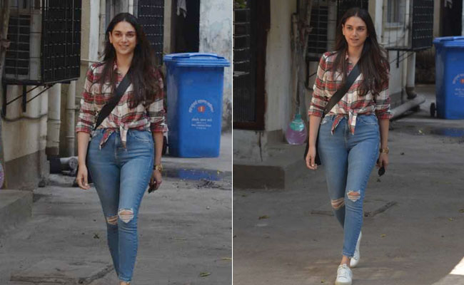 5 Cool Knotted Front Tops To Try Like Aditi Rao Hydari