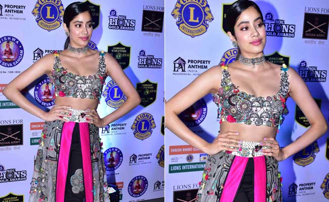 A 5-Step Guide To Getting Janhvi Kapoor's Sleek Ponytail