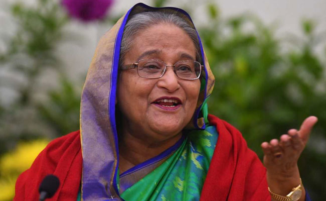 शेख हसीना के भारत दौरे से ऐन पहले पाक पीएम इमरान खान ने उन्हें किया फोन, कही ये बात
