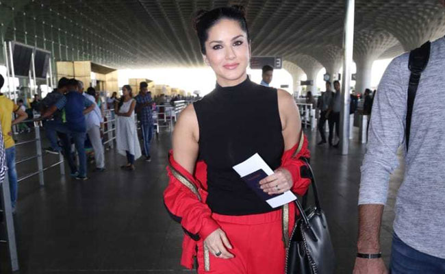 A Lesson From Sunny Leone In How To Look Stylish When We Go For A Run