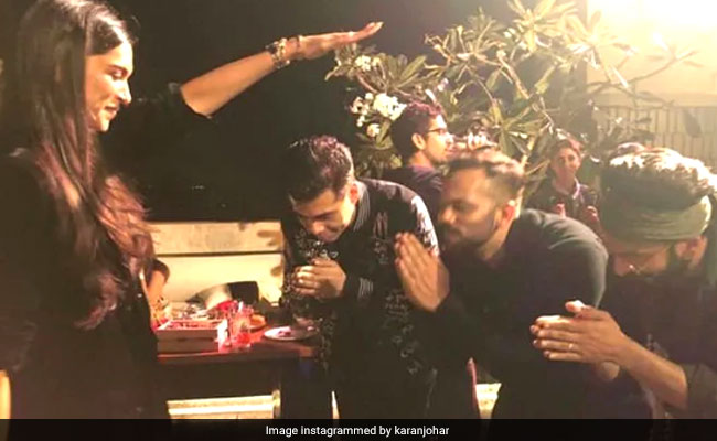 Ranveer Singh Reveals Story Behind Deepika Padukone's Viral Blessing Pic