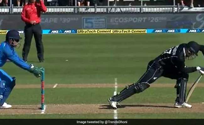 IND vs NZ: एमएस धोनी ने चालाकी से ऐसे किया आउट, देखता रह गया बल्लेबाज, देखें VIDEO