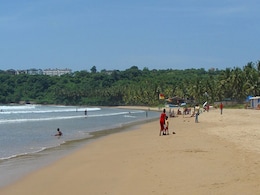 अब गोवा में Beach पर नहीं पी पाएंगे शराब, देना होगा इतने हजार रुपये का जुर्माना अब गोवा में Beach पर नहीं पी पाएंगे शराब, देना होगा इतने हजार रुपये का जुर्माना