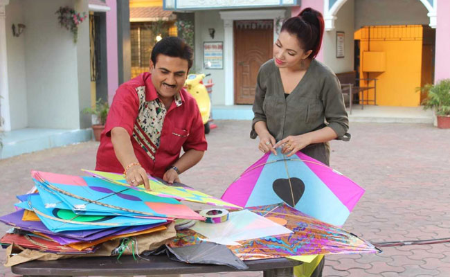 Taarak Mehta Ka Ooltah Chashmah: मकर संक्रांति की तैयारी में जुटी गोकुलधाम सोसाइटी, जेठालाल ने दिए पतंगबाजी के टिप्स