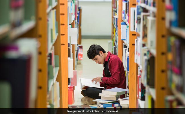 India's Worthless Degrees Undercut World's Fastest-Growing Major Economy