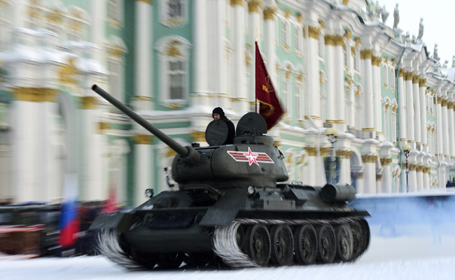 Russia Marks 75th Anniversary Of End Of Leningrad Siege