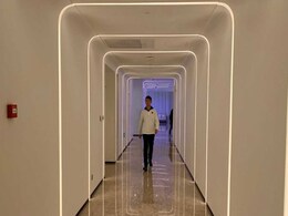 At Alibaba's Futuristic Hotel, Robots Deliver Towels And Mix Cocktails At Alibaba's Futuristic Hotel, Robots Deliver Towels And Mix Cocktails