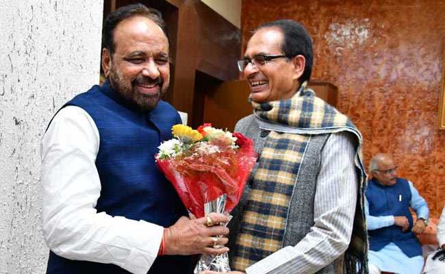 Exit Poll Results 2019 : एग्जिट पोल के नतीजों से उत्साहित बीजेपी ने मध्य प्रदेश विधानसभा में की 'शक्ति परीक्षण' की मांग