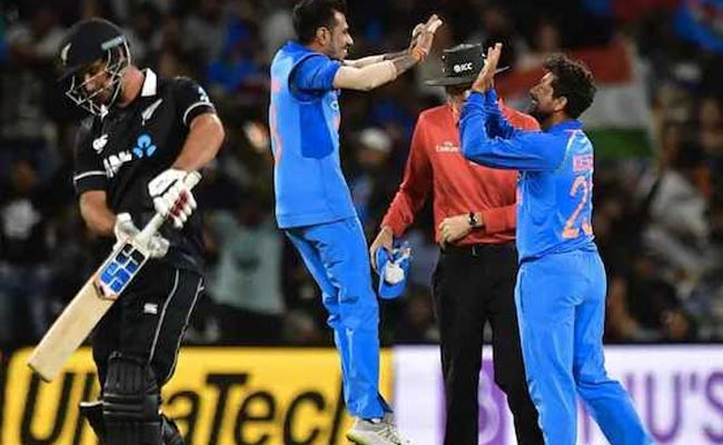 IND vs NZ 2nd ODI: कुलदीप यादव ने लिए चार विकेट, टीम इंडिया 90 रन से जीती